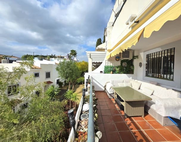 2 soverom Leilighet til salgs i Aloha Golf, Marbella med svømmebasseng garasje - € 329 000 (Ref: 9632690)