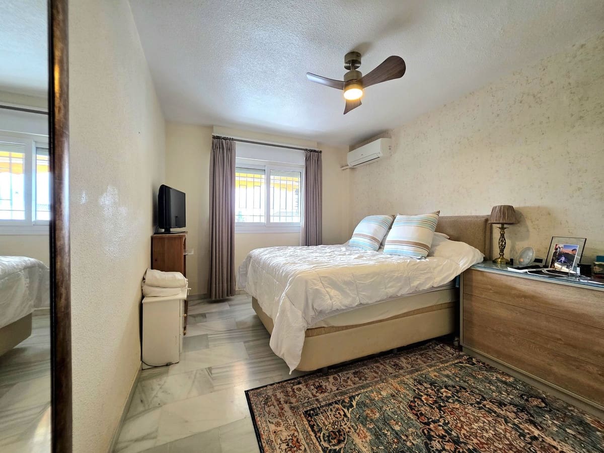 2 quarto Apartamento para venda em Aloha Golf com piscina garagem - 339 000 € (Ref: 9632690)