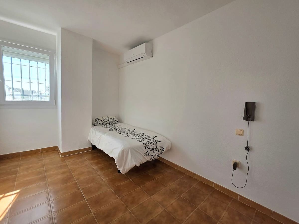 3 sovrum Hus till salu i Bahia de Casares med pool - 440 000 € (Ref: 9677571)