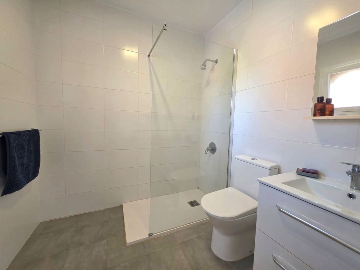 3 sovrum Hus till salu i Bahia de Casares med pool - 440 000 € (Ref: 9677571)