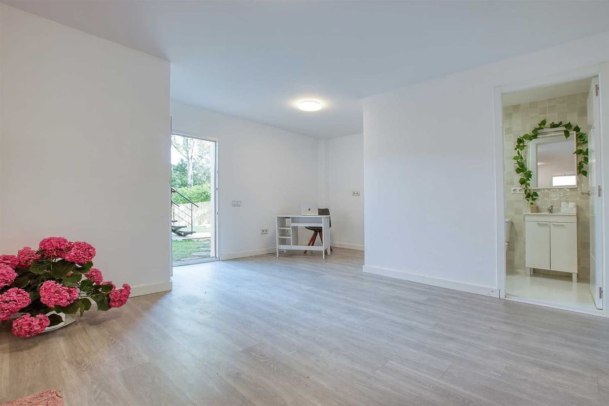 3 bedroom Villa for sale in Benahavis with pool garage - € 679,000 (Ref: 9703251)