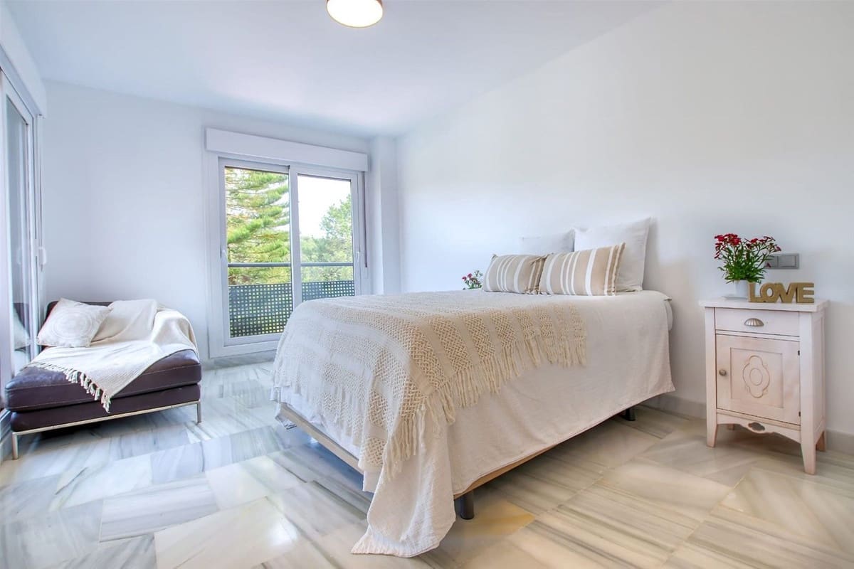 3 slaapkamer Villa te koop in Benahavis met zwembad garage - € 679.000 (Ref: 9703251)