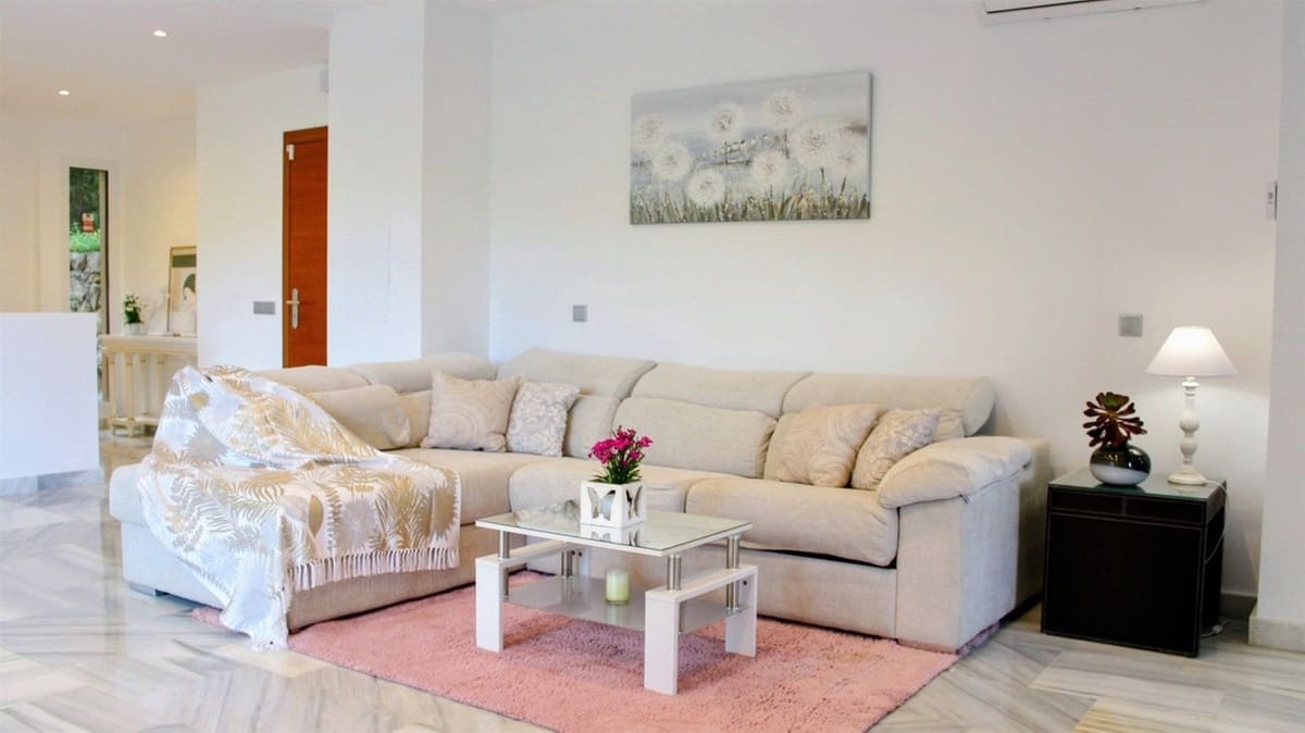 3 slaapkamer Villa te koop in Benahavis met zwembad garage - € 679.000 (Ref: 9703251)