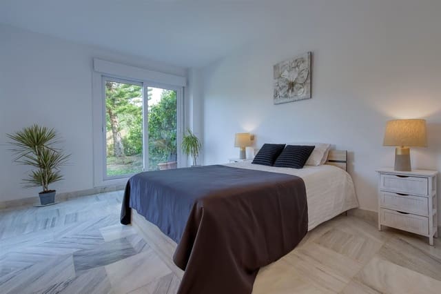 3 Zimmer Villa zu verkaufen in Benahavís mit Pool Garage - 660.000 € (Ref: 9703251)