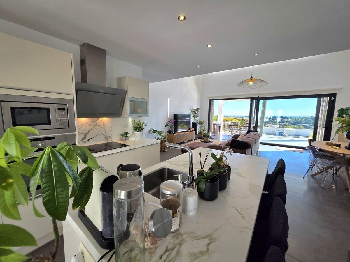 4 soverom Villa til salgs i Estepona med svømmebasseng garasje - € 929 000 (Ref: 9747468)