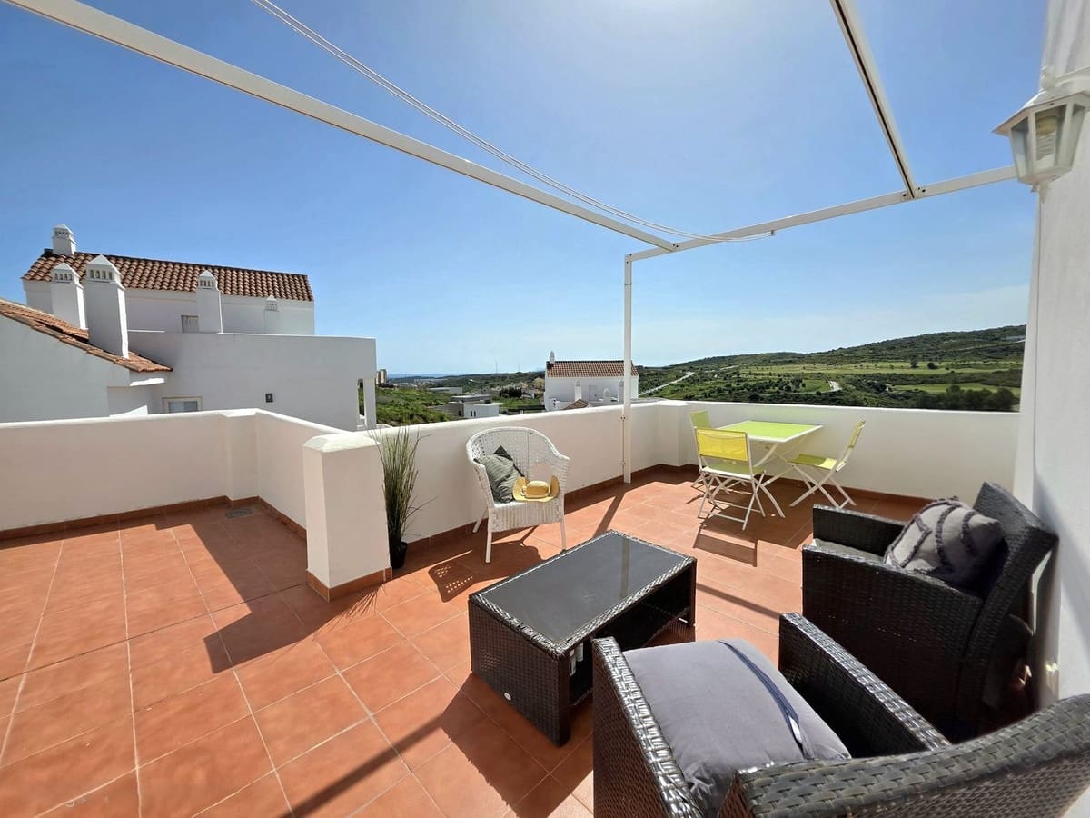 2 bedroom Penthouse for sale in Estepona with pool garage - € 315,000 (Ref: 9753655)