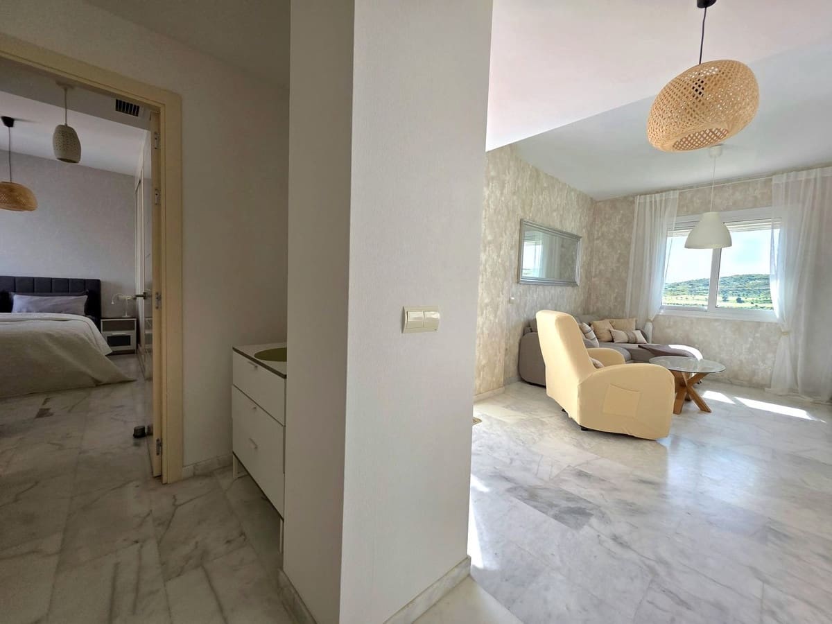 2 bedroom Penthouse for sale in Estepona with pool garage - € 315,000 (Ref: 9753655)
