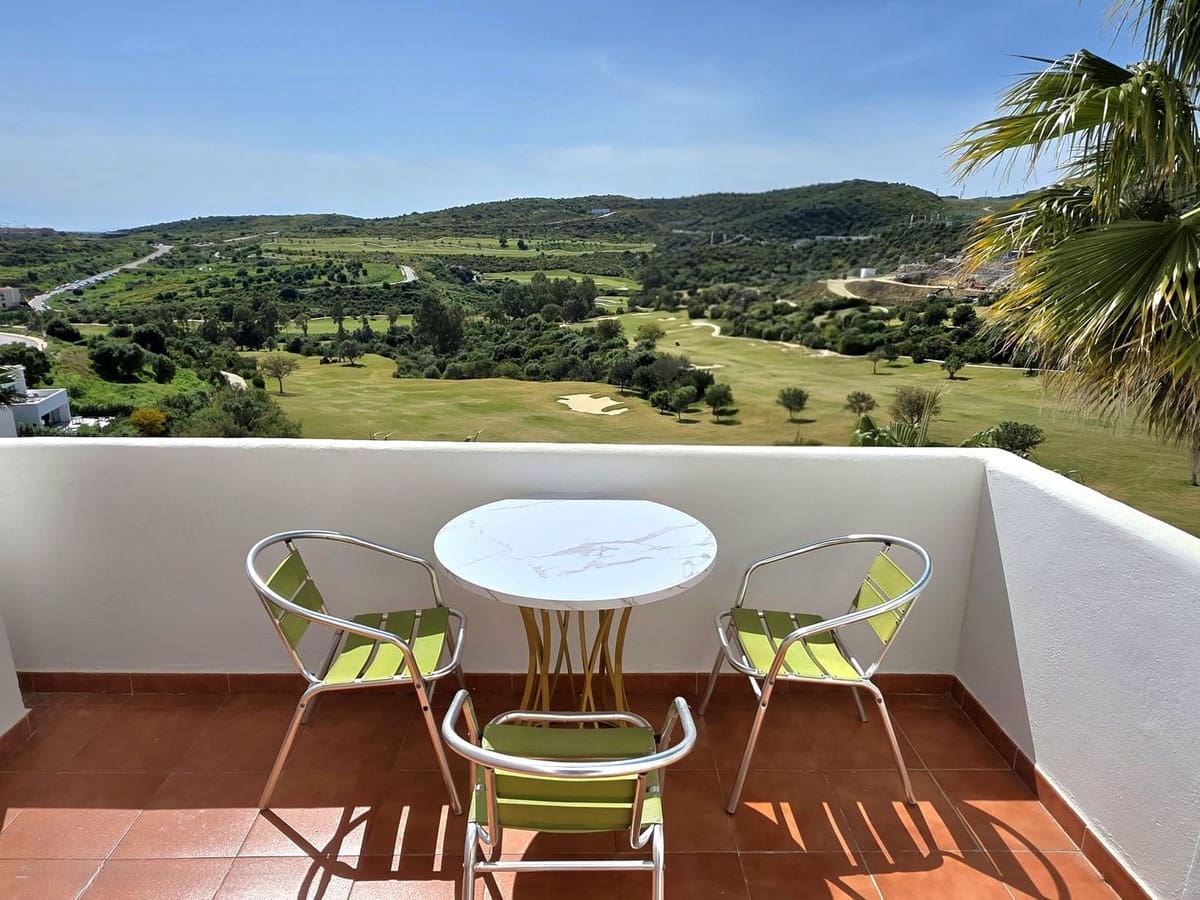 2 bedroom Penthouse for sale in Estepona with pool garage - € 315,000 (Ref: 9753655)