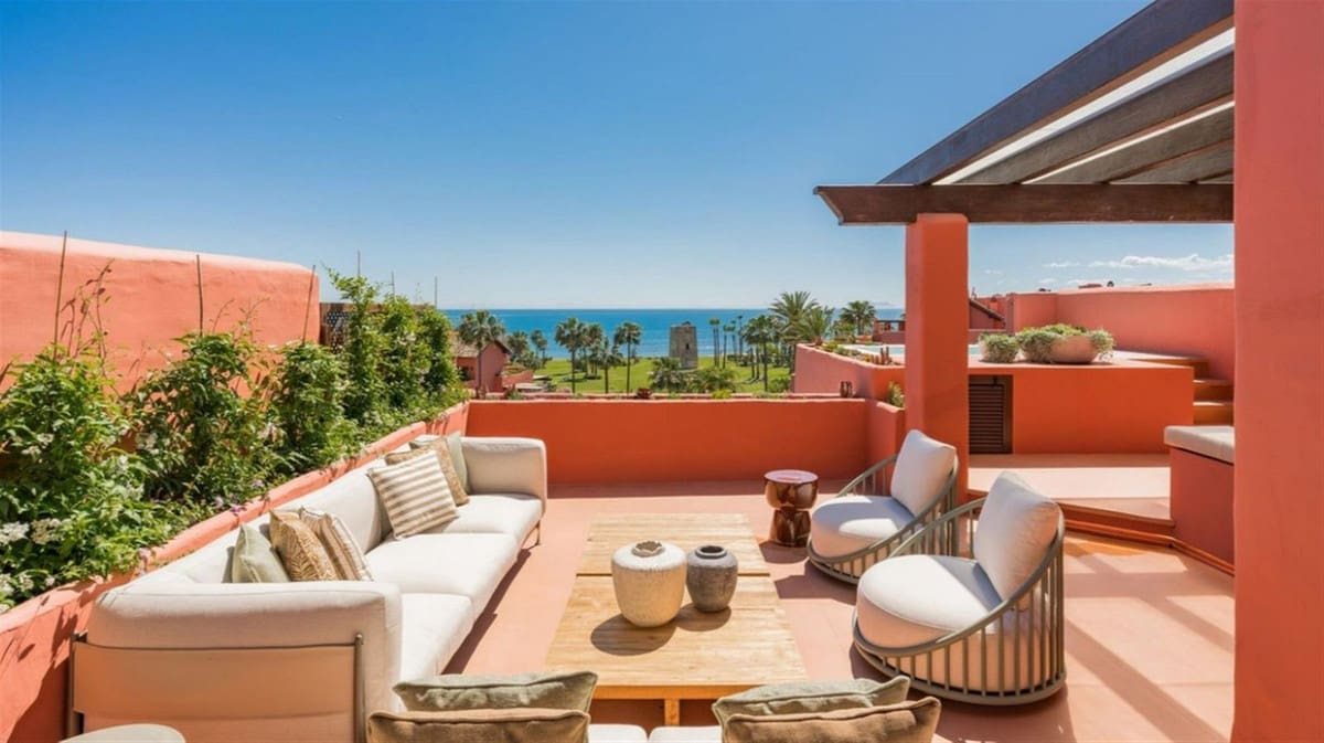 3 soverom Penthouse til salgs i New Golden Mile med svømmebasseng garasje - € 4 995 000 (Ref: 9762312)