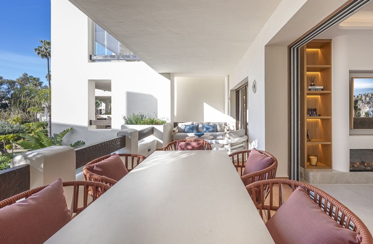 3 soverom Leilighet til salgs i New Golden Mile med svømmebasseng garasje - € 1 895 000 (Ref: 9784926)