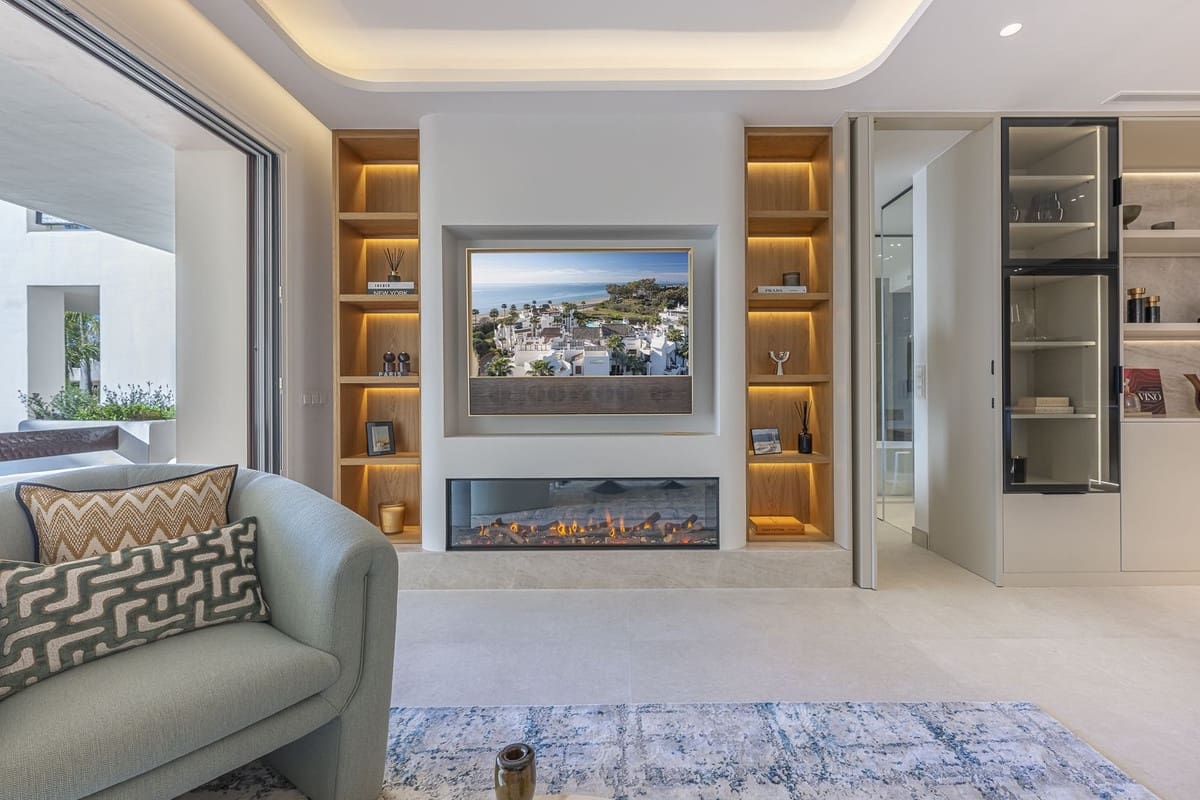 3 soverom Leilighet til salgs i New Golden Mile med svømmebasseng garasje - € 1 895 000 (Ref: 9784926)