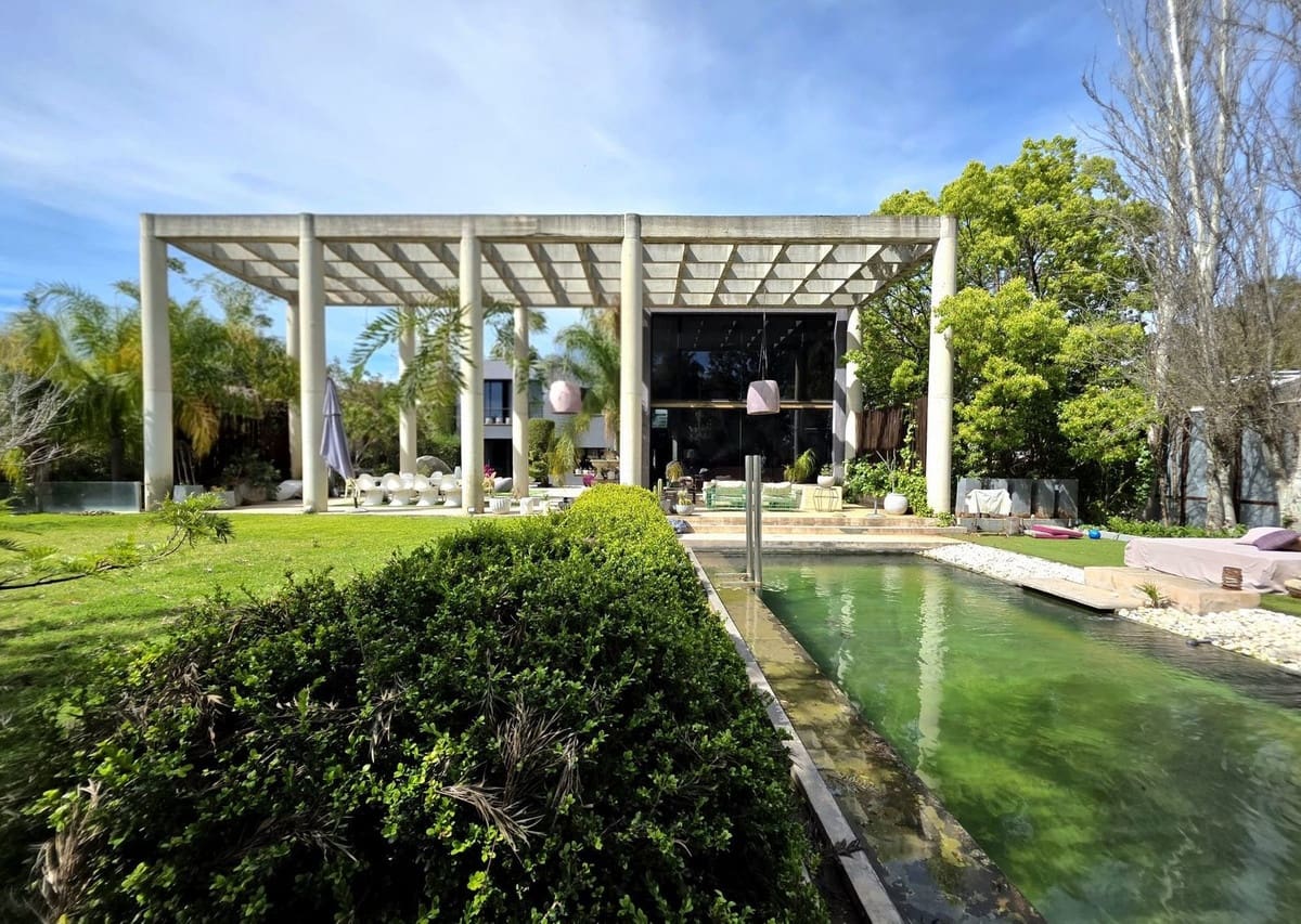 5 soveværelse Villa til salg i El Paraiso med swimmingpool garage - € 2.300.000 (Ref: 9784927)