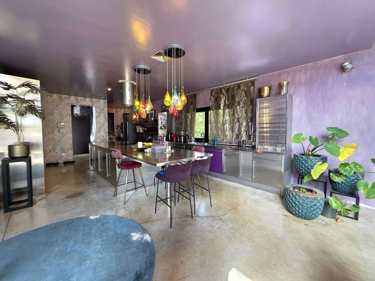 5 soveværelse Villa til salg i El Paraiso med swimmingpool garage - € 2.300.000 (Ref: 9784927)