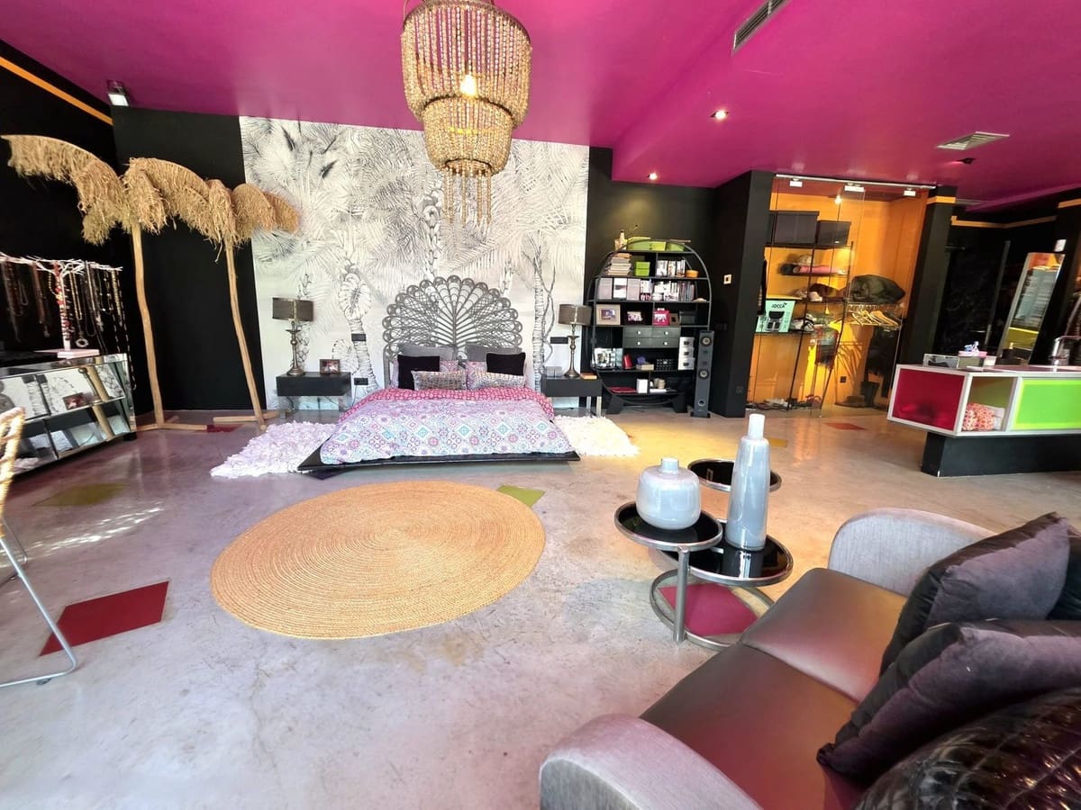 5 soveværelse Villa til salg i El Paraiso med swimmingpool garage - € 2.300.000 (Ref: 9784927)