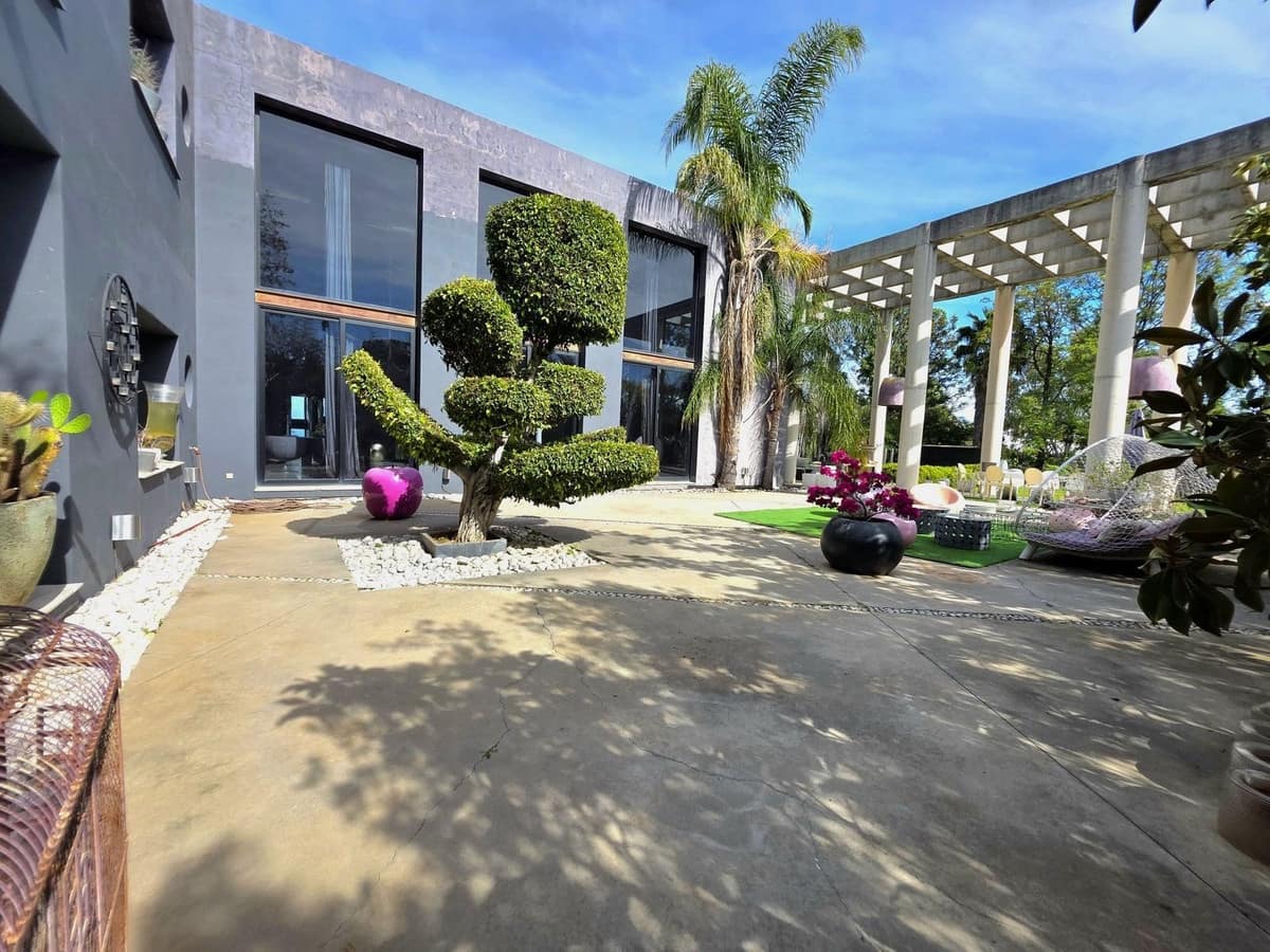 5 soveværelse Villa til salg i El Paraiso med swimmingpool garage - € 2.300.000 (Ref: 9784927)