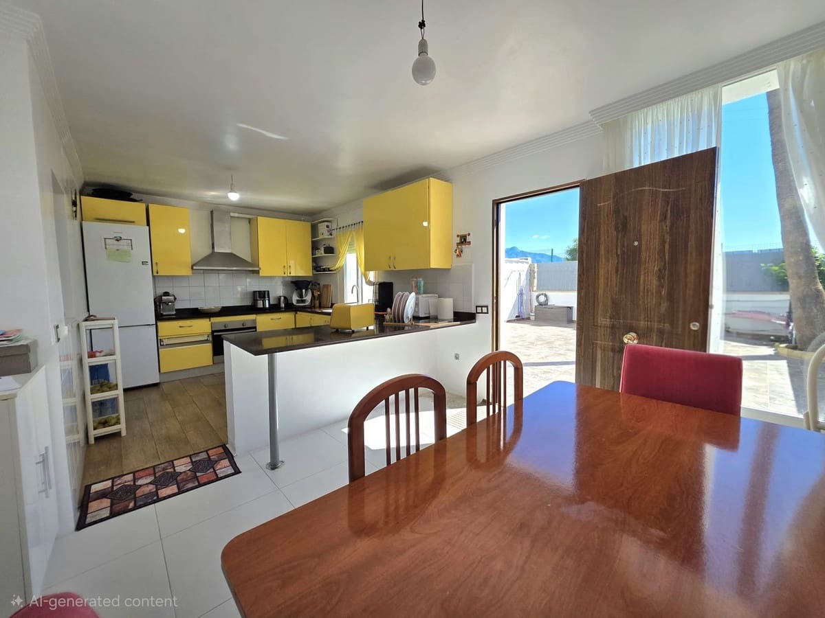 3 Zimmer Haus zu verkaufen in Atalaya-Isdabe mit Pool - 320.000 € (Ref: 9832919)