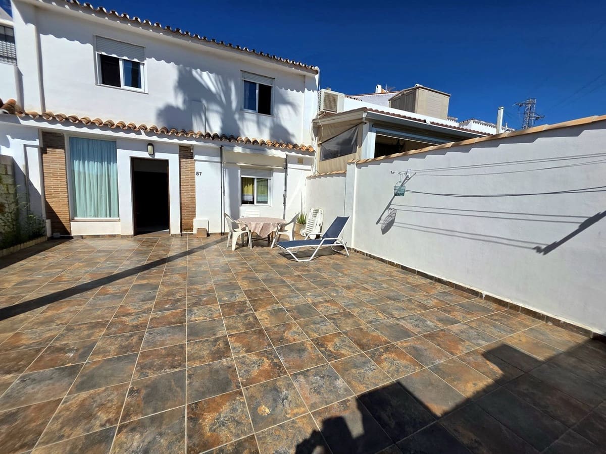 3 Zimmer Haus zu verkaufen in Atalaya-Isdabe mit Pool - 320.000 € (Ref: 9832919)