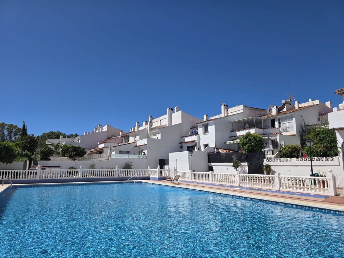 3 Zimmer Haus zu verkaufen in Atalaya-Isdabe mit Pool - 320.000 € (Ref: 9832919)