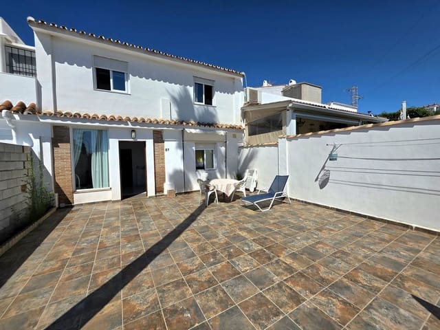 3 Zimmer Haus zu verkaufen in Atalaya-Isdabe, Estepona mit Pool - 320.000 € (Ref: 9832919)