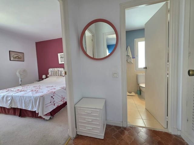 3 slaapkamer Penthouse te koop in Nueva Andalucia, Marbella met zwembad garage - € 345.000 (Ref: 9880315)