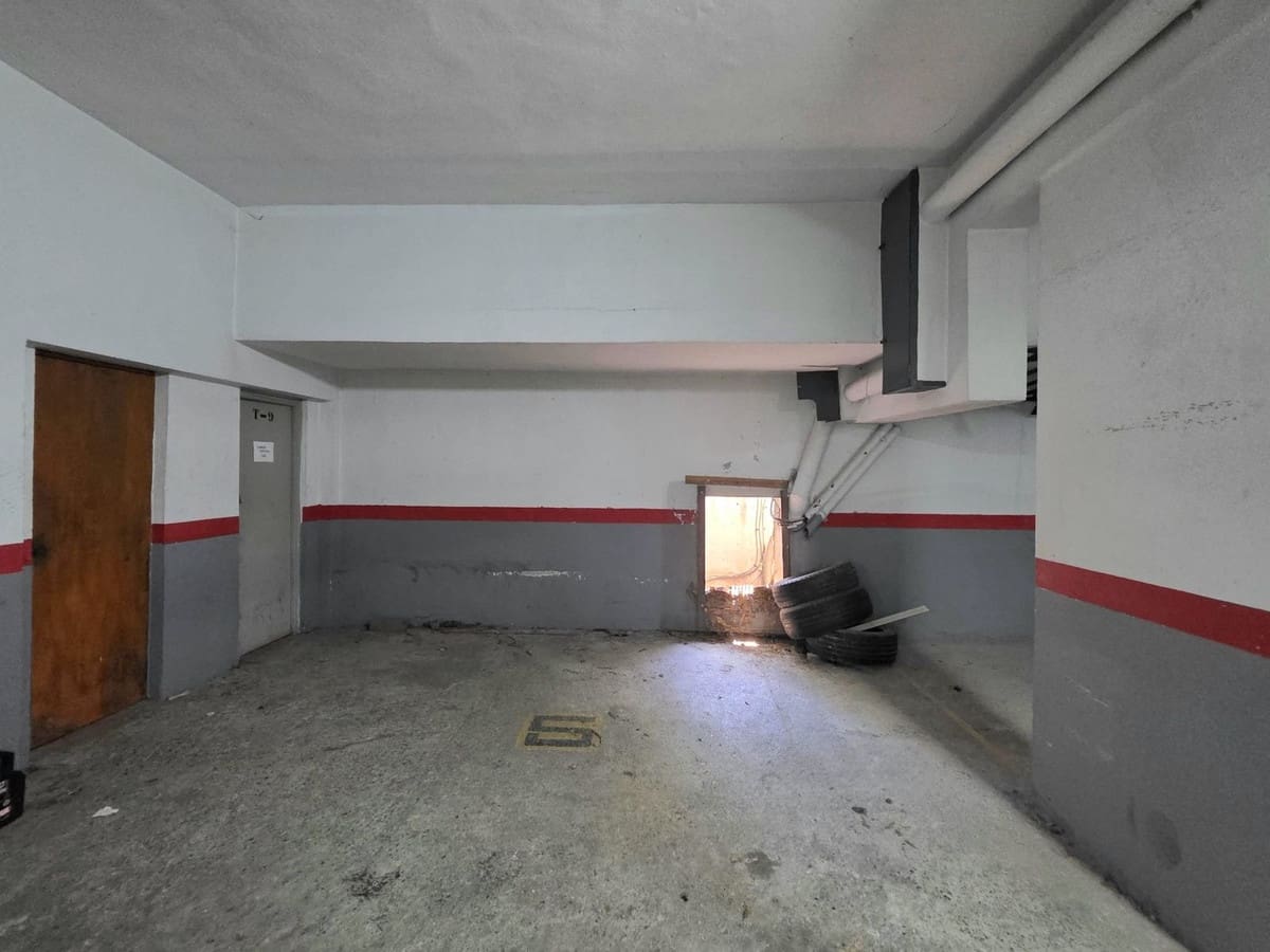 3 slaapkamer Penthouse te koop in Nueva Andalucia met zwembad garage - € 345.000 (Ref: 9880315)