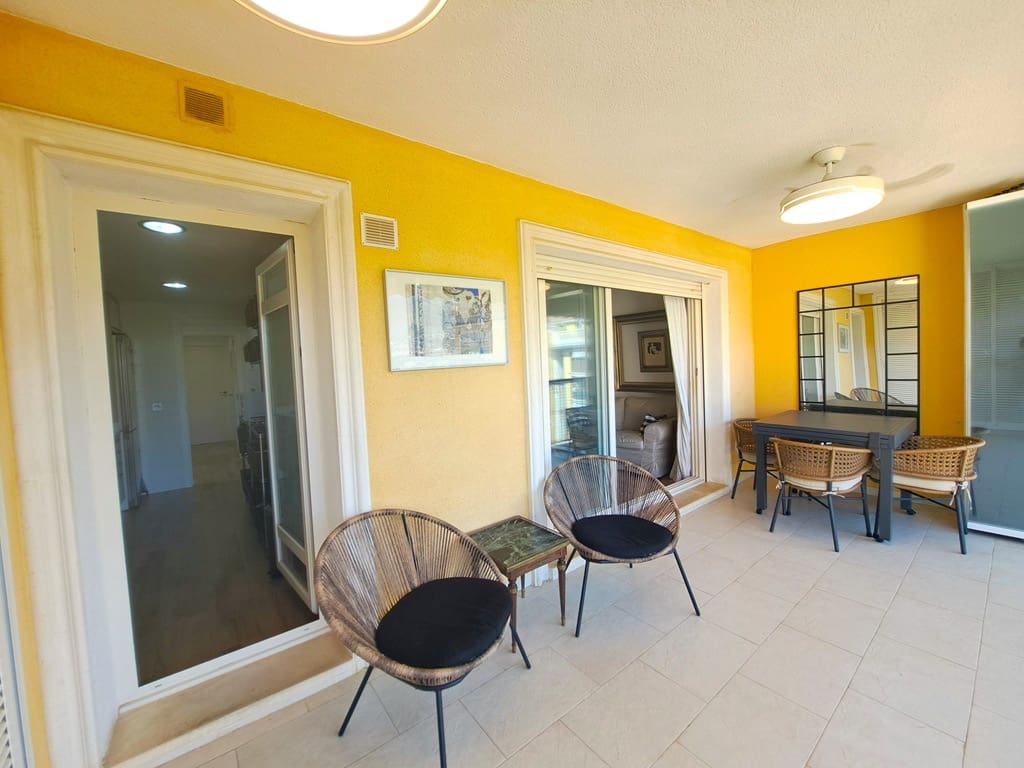 3 soveværelse Lejlighed til salg i Denia med swimmingpool garage - € 465.000 (Ref: 10002445)