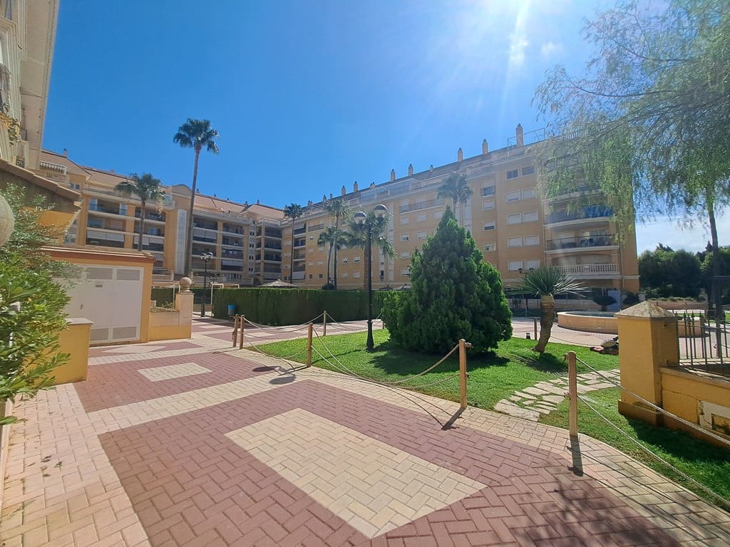 3 soveværelse Lejlighed til salg i Denia med swimmingpool garage - € 465.000 (Ref: 10002445)