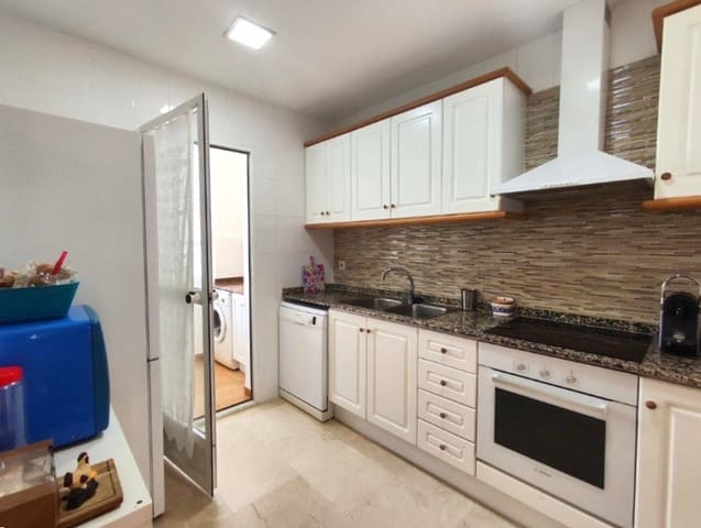2 bedroom Beach Apartment for sale in Dénia with pool garage - € 360,000 (Ref: 10008082)
