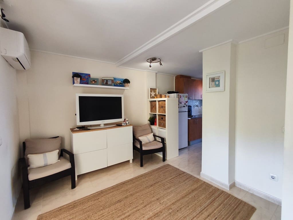 1 bedroom Beach Apartment for sale in Denia with pool garage - € 199,500 (Ref: 10043482)