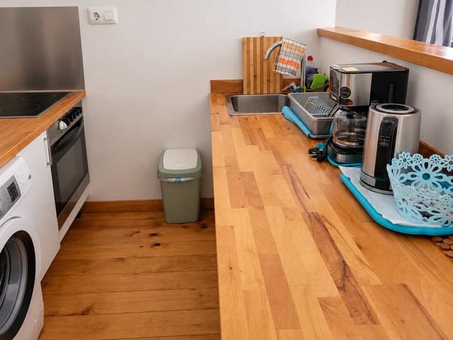 1 makuuhuone Ranta-asunto myytävänä paikassa Dénia mukana 
autotalli - 160 000 € (Ref: 10106546)