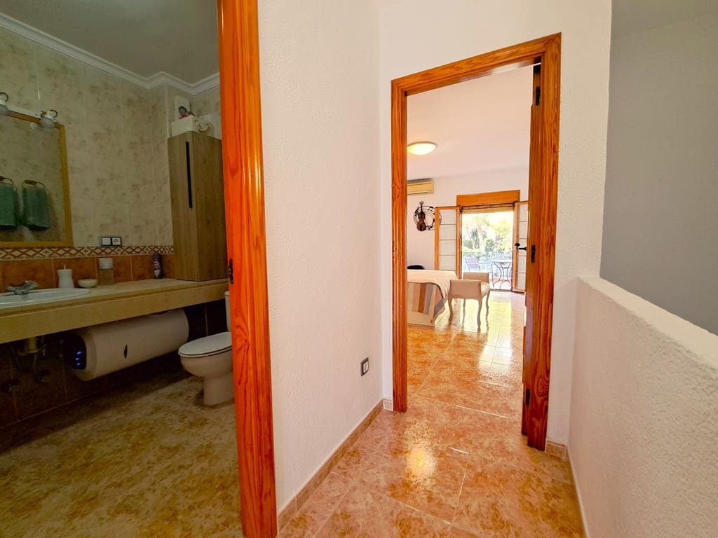 3 chambre Maison de Ville à vendre à La Sella avec piscine garage - 229 000 € (Ref: 10108689)