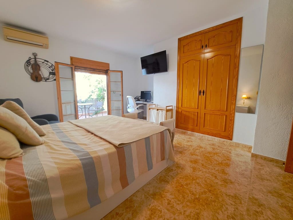 3 chambre Maison de Ville à vendre à La Sella avec piscine garage - 229 000 € (Ref: 10108689)
