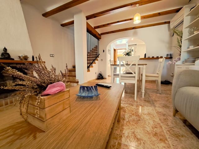 3 chambre Maison de Ville à vendre à La Sella avec piscine garage - 229 000 € (Ref: 10108689)