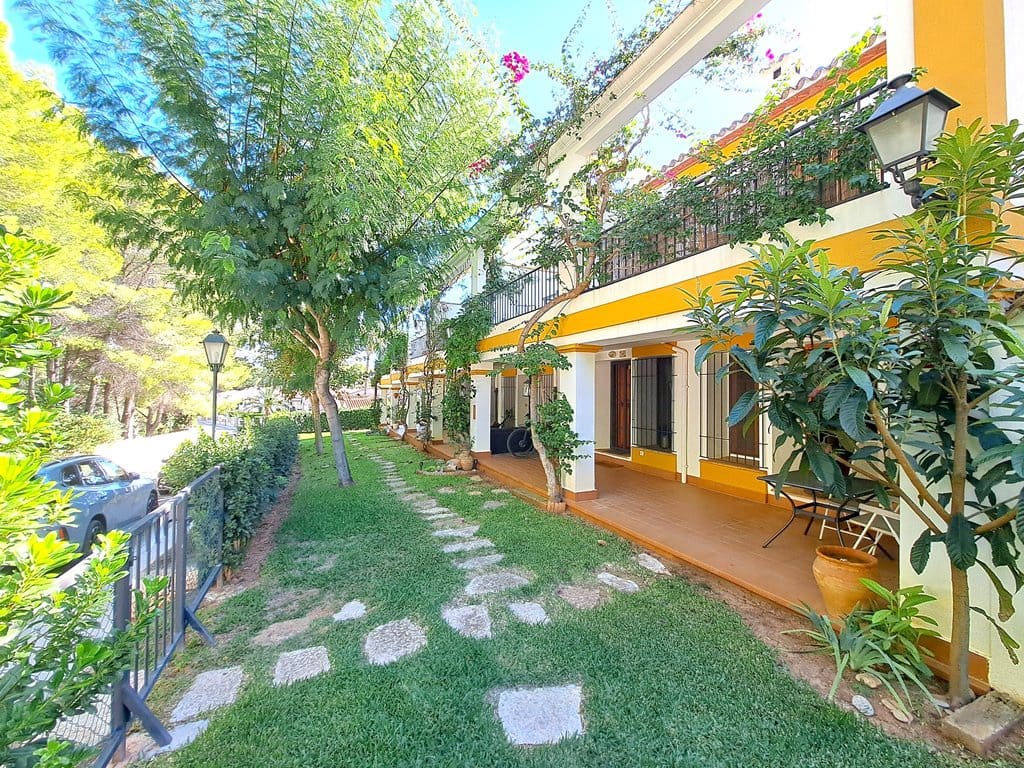 3 chambre Maison de Ville à vendre à La Sella avec piscine garage - 229 000 € (Ref: 10108689)