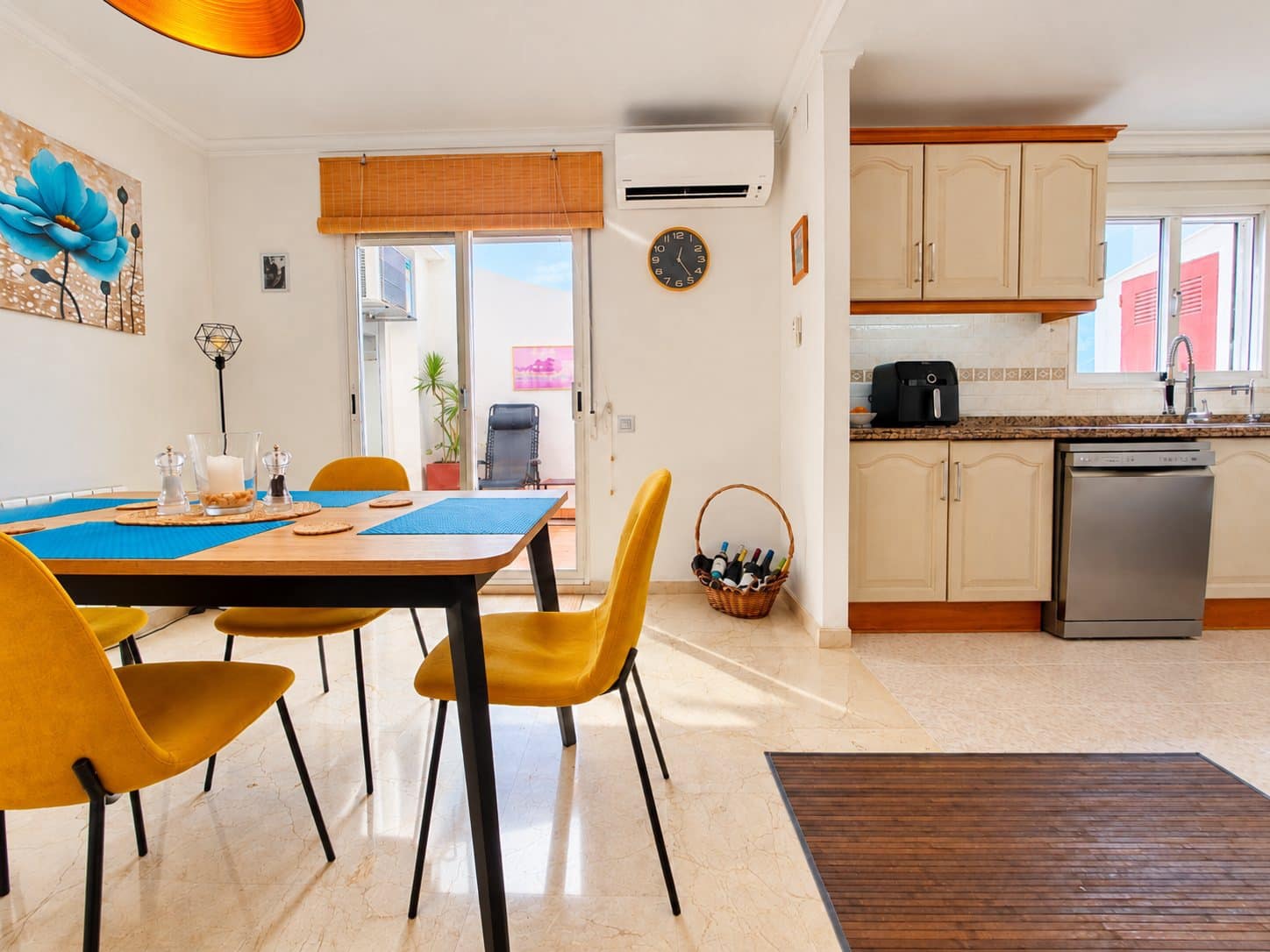 3 bedroom Penthouse for sale in Denia with garage - € 330,000 (Ref: 10132299)
