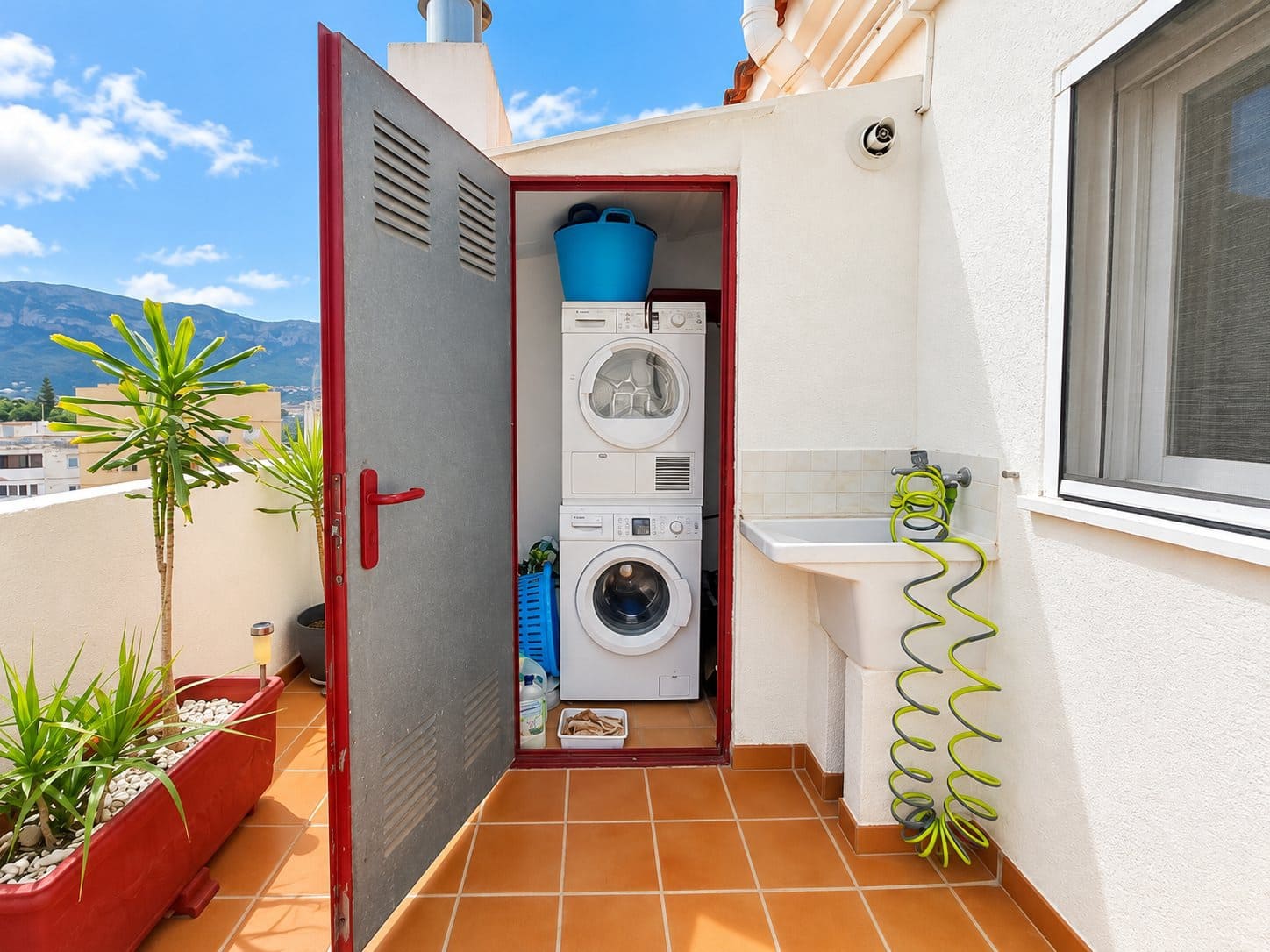 3 bedroom Penthouse for sale in Denia with garage - € 330,000 (Ref: 10132299)
