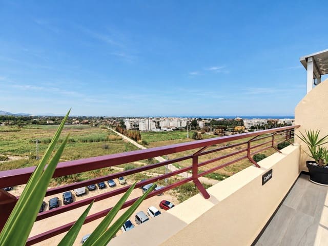 3 makuuhuone Kattohuoneisto myytävänä paikassa Centro Urbano, Dénia mukana 
autotalli - 330 000 € (Ref: 10132299)