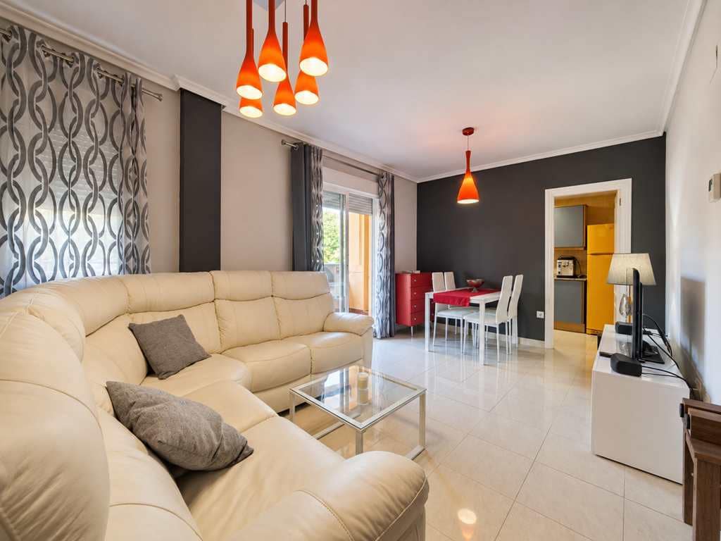 2 bedroom Beach Apartment for sale in Denia with pool garage - € 280,000 (Ref: 10150557)