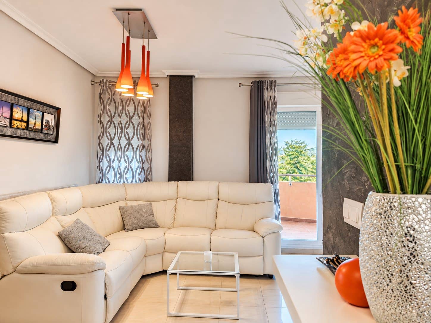 2 bedroom Beach Apartment for sale in Denia with pool garage - € 280,000 (Ref: 10150557)