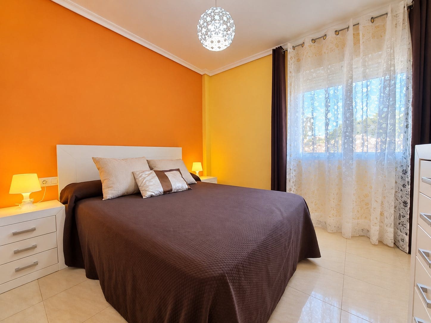 2 bedroom Beach Apartment for sale in Denia with pool garage - € 280,000 (Ref: 10150557)