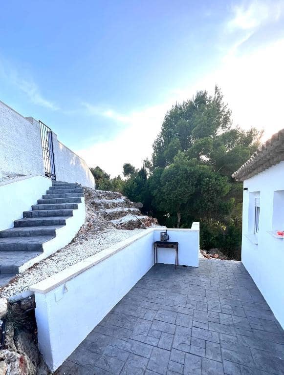 4 soveværelse Villa til salg i Denia med swimmingpool - € 480.000 (Ref: 7618435)