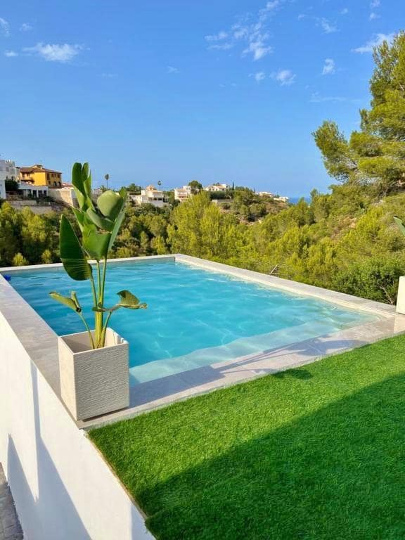 4 soveværelse Villa til salg i Denia med swimmingpool - € 480.000 (Ref: 7618435)