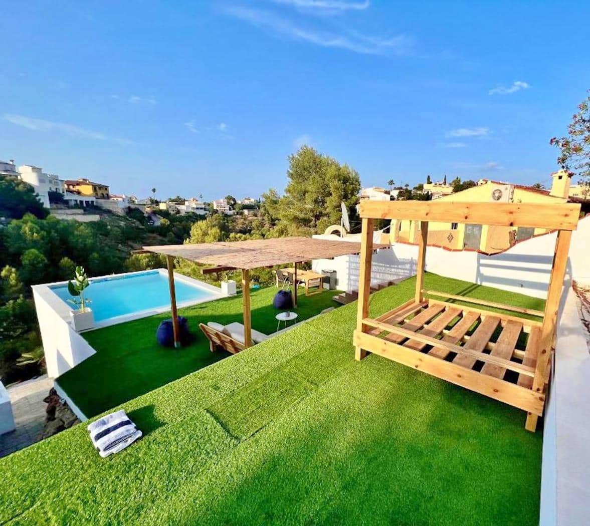 4 soveværelse Villa til salg i Denia med swimmingpool - € 480.000 (Ref: 7618435)