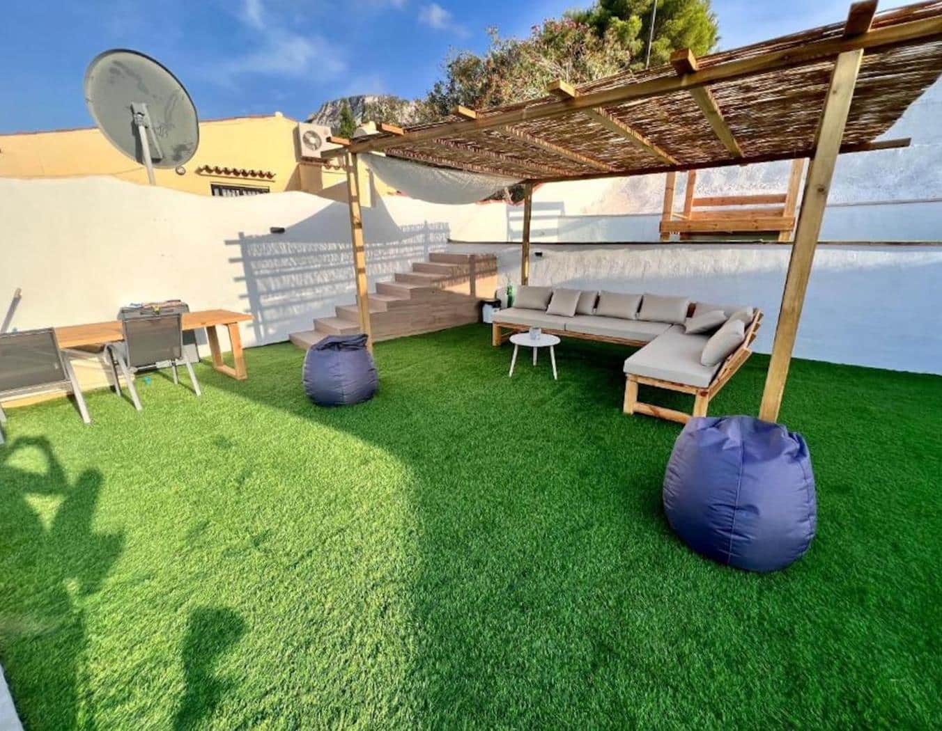 4 soveværelse Villa til salg i Denia med swimmingpool - € 480.000 (Ref: 7618435)