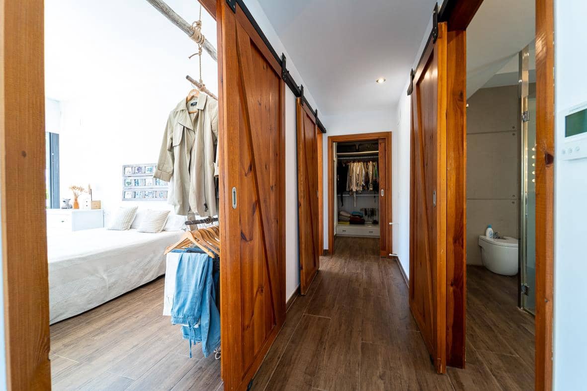 4 quarto Moradia para venda em Denia com piscina garagem - 1 370 000 € (Ref: 8541245)