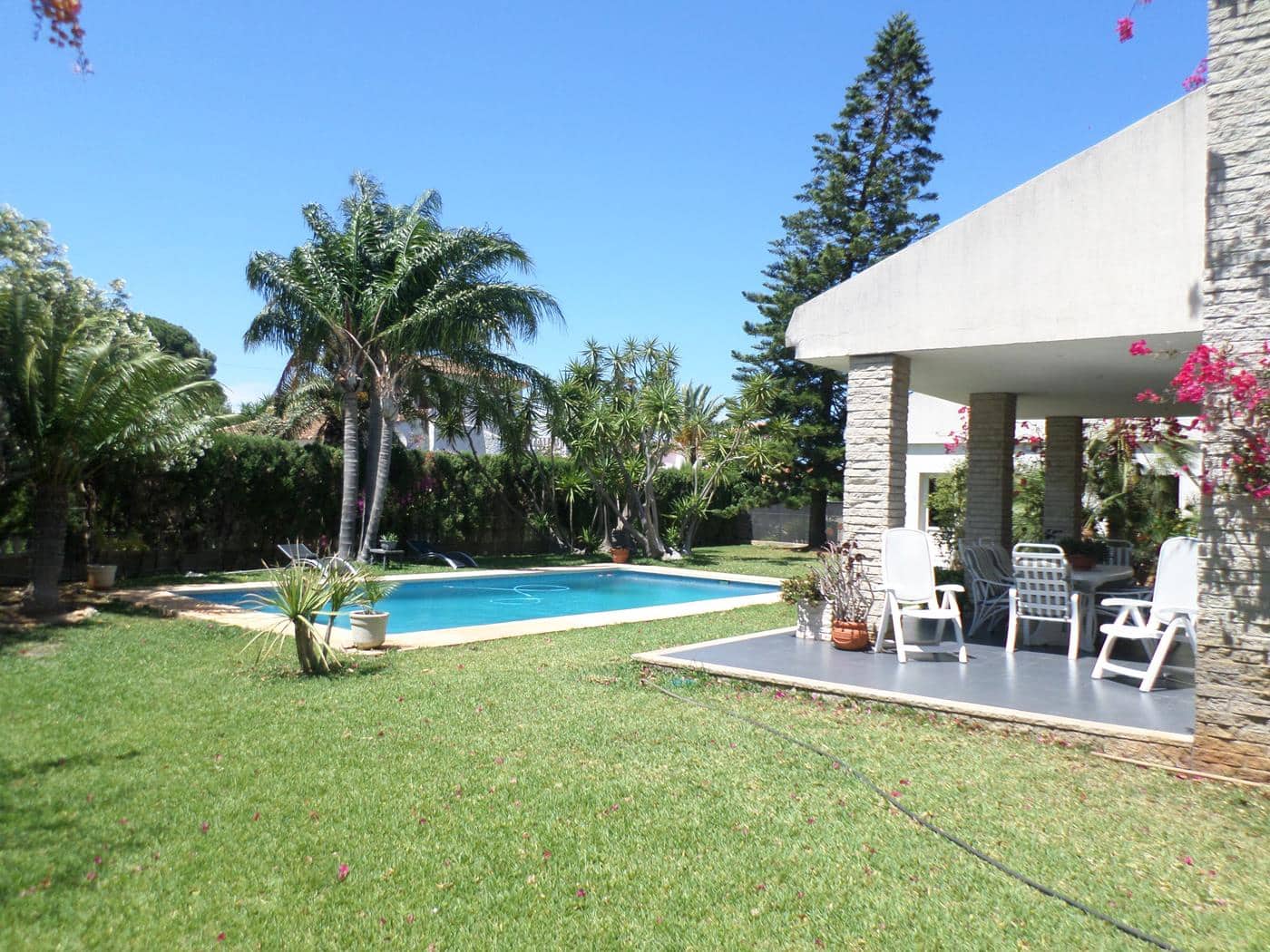 4 slaapkamer Villa te koop in Denia met zwembad garage - € 1.190.000 (Ref: 8635990)