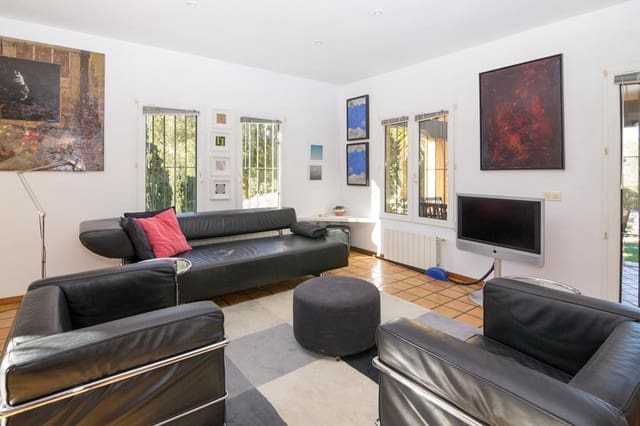 4 bedroom Villa for sale in Dénia with pool garage - € 1,050,000 (Ref: 8765796)