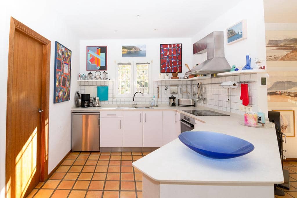 Chalet de 4 habitaciones en Dénia en venta con piscina garaje - 1.050.000 € (Ref: 8765796)