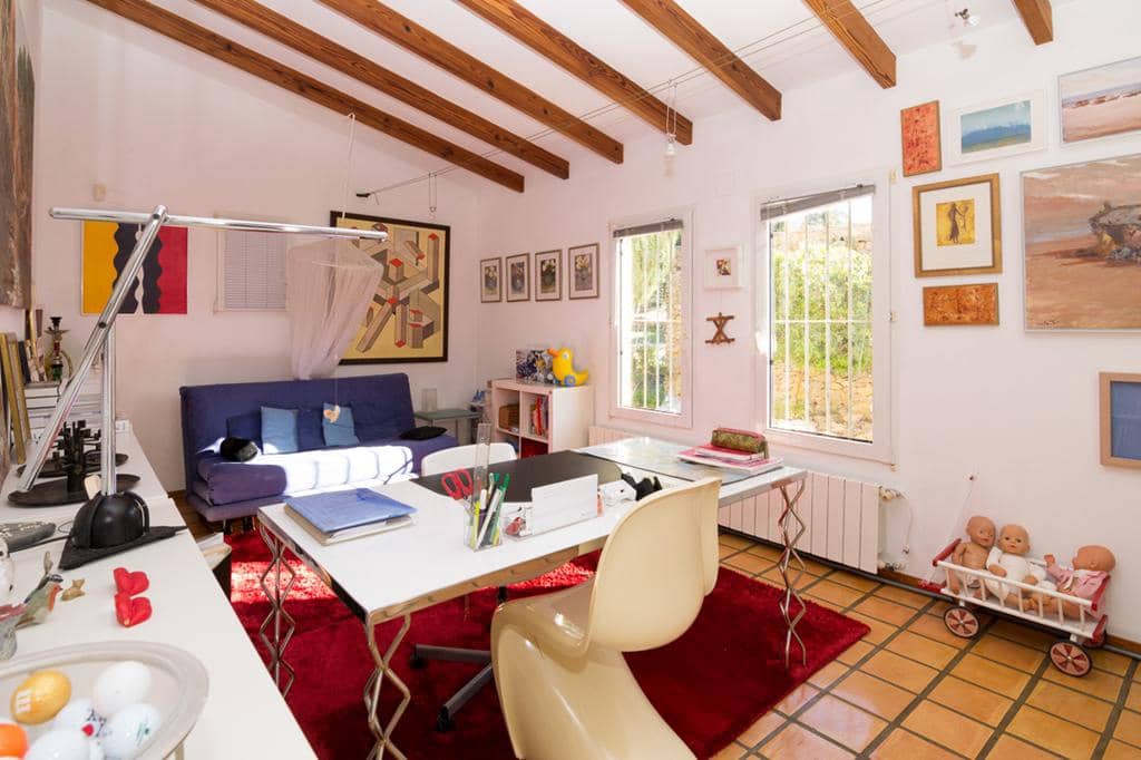 Chalet de 4 habitaciones en Dénia en venta con piscina garaje - 1.050.000 € (Ref: 8765796)