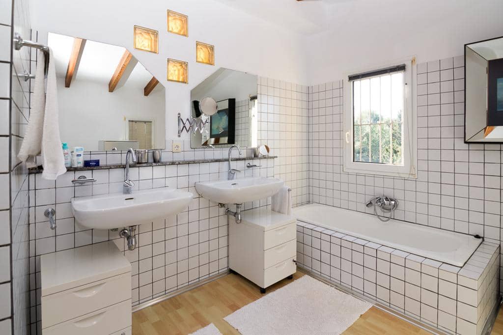 Chalet de 4 habitaciones en Dénia en venta con piscina garaje - 1.050.000 € (Ref: 8765796)